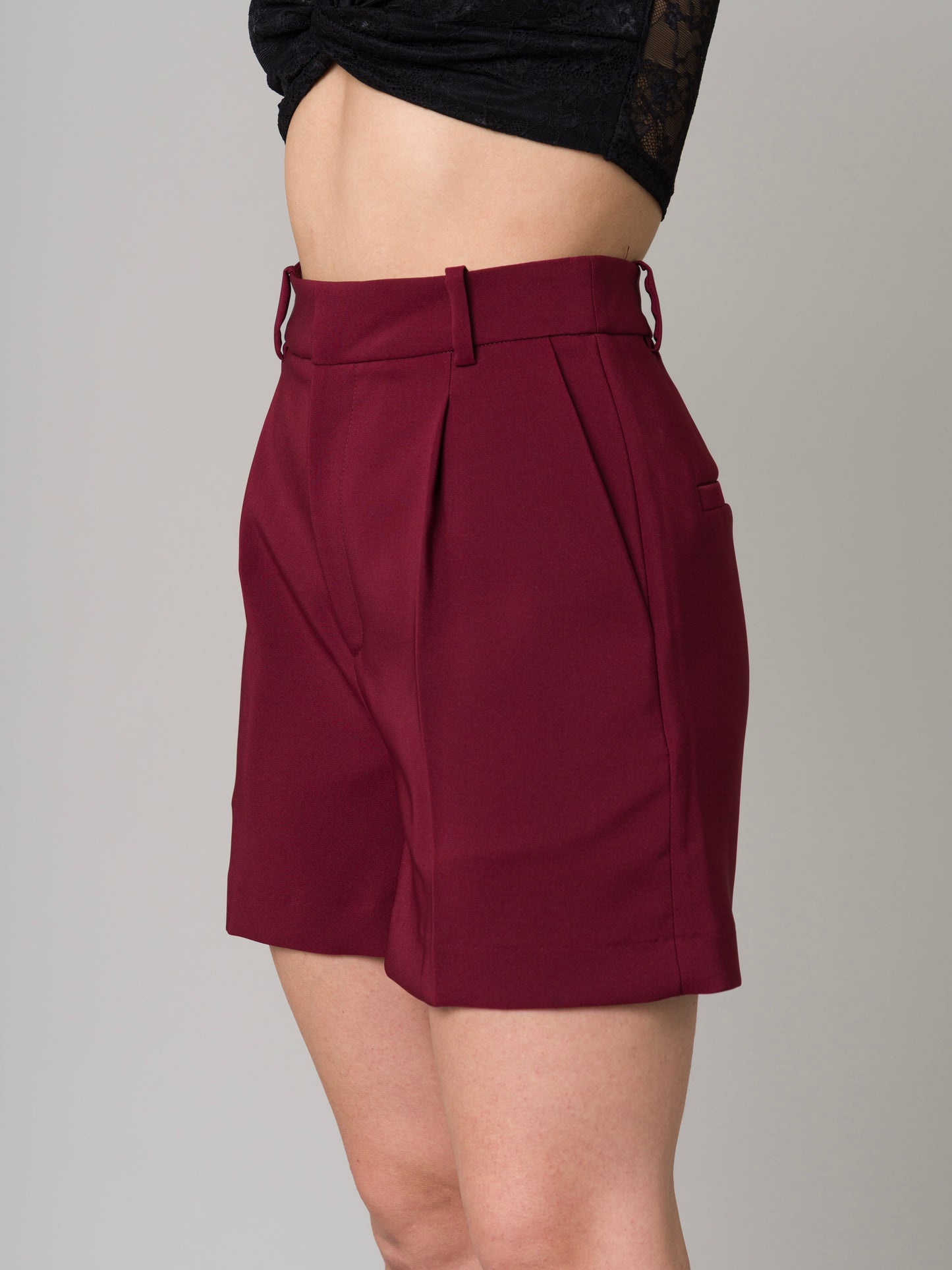 SHORT SASTRE BORGOÑA