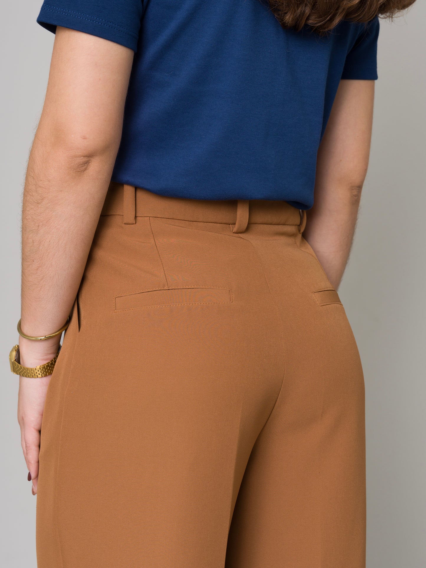 PANTALÓN SASTRE CAMEL